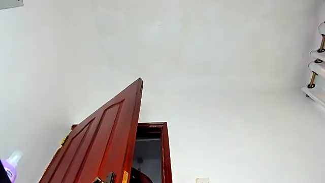 Z-O-E-Y online show from March 30, 2026, 10:17 am