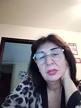 AlbinaXPretty online show from October 4, 2025, 9:44 am