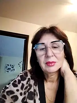 AlbinaXPretty online show from September 26, 2025, 7:04 am