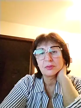 AlbinaXPretty online show from October 29, 2025, 5:34 pm