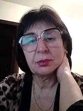 AlbinaXPretty online show from March 16, 2025, 4:56 pm