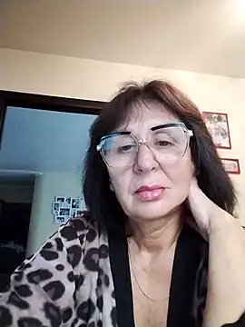 AlbinaXPretty online show from September 23, 2025, 7:15 am