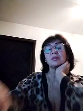 AlbinaXPretty online show from October 24, 2025, 8:08 pm