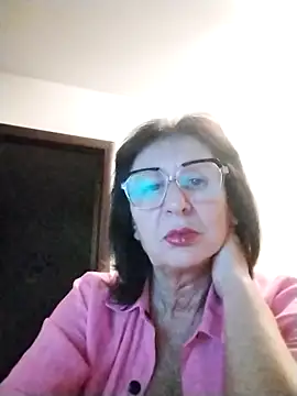 AlbinaXPretty online show from October 5, 2025, 7:15 pm