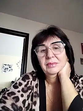 AlbinaXPretty online show from November 22, 2025, 10:25 am