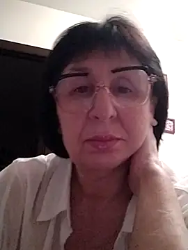 AlbinaXPretty online show from March 12, 2025, 7:58 pm