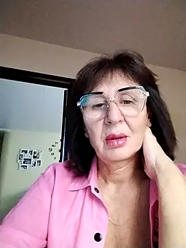 AlbinaXPretty online show from September 18, 2025, 8:06 am