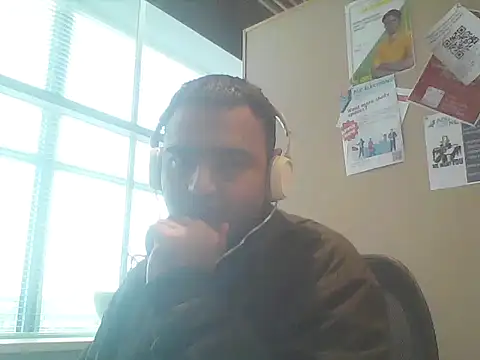 JohnBond009 online show from January 22, 2025, 11:56 am