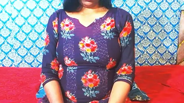 nikitahot3 online show from March 22, 2026, 3:35 pm