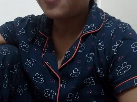 shekira99 online show from September 27, 2025, 7:31 pm