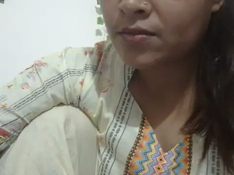 Snapshot of shekira99 chatting on April 25, 2026, 2:25 pm shekira99 online show from April 25, 2026, 2:25 pm
