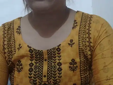 shekira99 online show from February 27, 2026, 3:12 pm