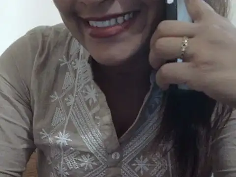 shekira99 online show from December 15, 2025, 7:25 am