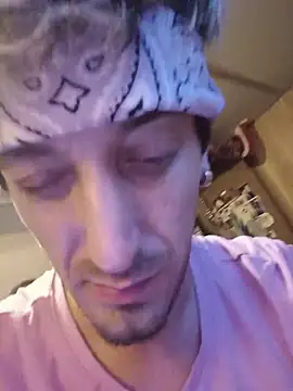 j hollywood91 online show from October 16, 2025, 8:44 am