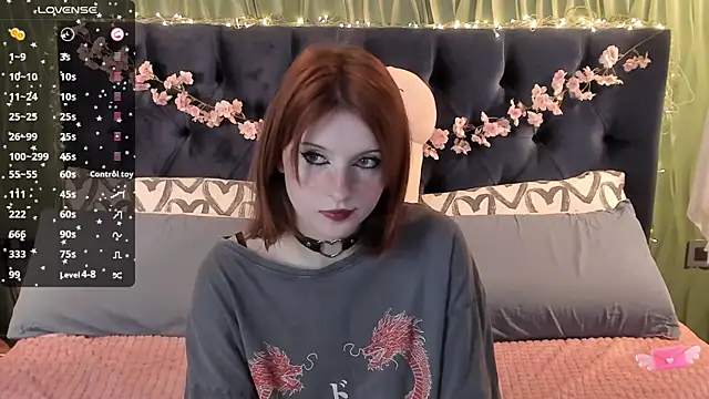 AliceLanley online show from October 10, 2025, 11:44 am