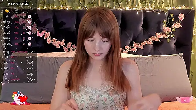 AliceLanley online show from March 18, 2025, 11:44 am