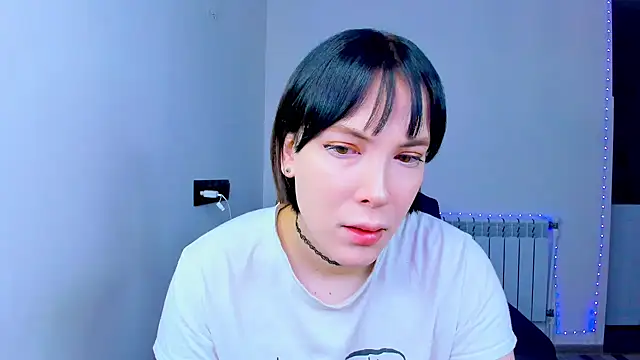 dollmore online show from September 15, 2025, 7:42 am