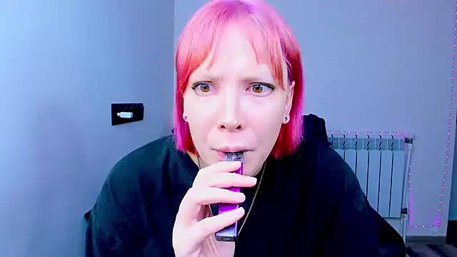 dollmore online show from October 9, 2025, 4:02 am