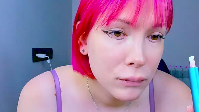 dollmore online show from October 6, 2025, 1:29 am