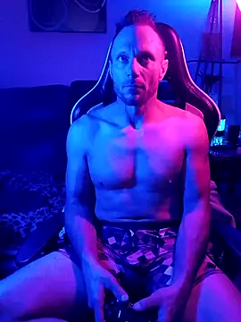 Funwithbrad1 online show from December 11, 2024, 5:53 am