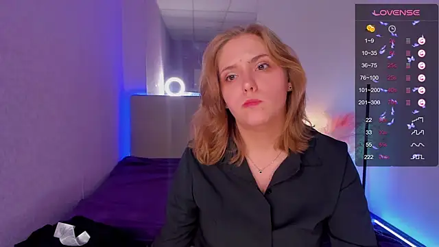 DellaRowe online show from September 22, 2025, 12:22 pm