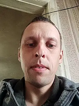 Yrikos1 online show from April 11, 2026, 7:05 am