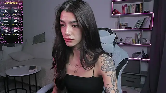 vinkitinkii online show from March 21, 2025, 6:27 am