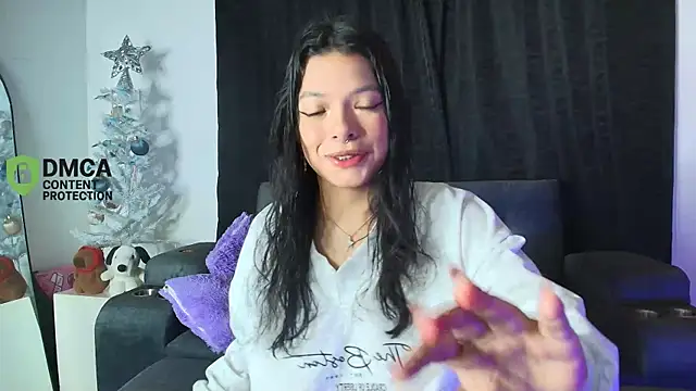 yungelitamor  online show from January 6, 2026, 5:00 am