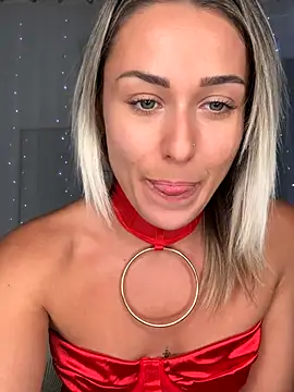 petrouchkaaa  online show from October 17, 2025, 7:48 pm