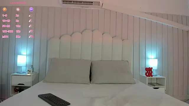 violett sex  online show from July 1, 2026, 2:39 pm