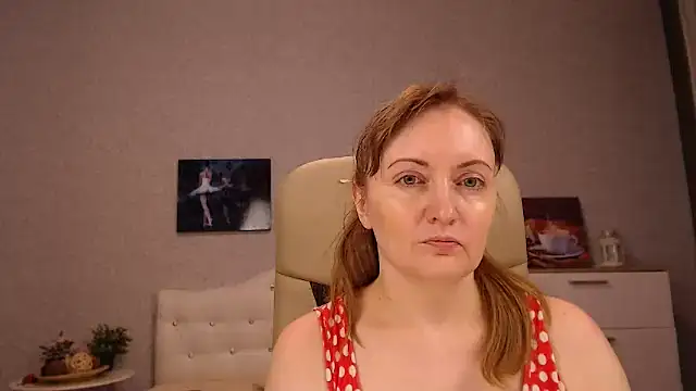 BettyFootFetish online show from March 18, 2025, 12:39 pm