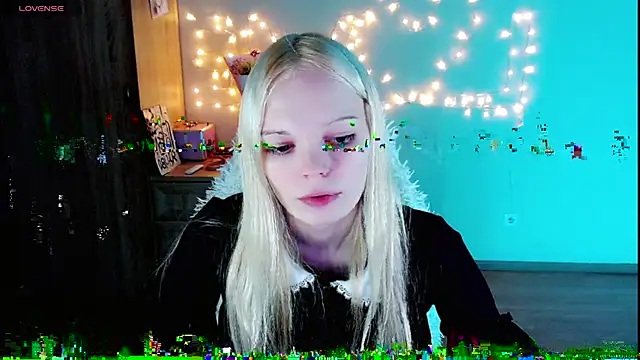 Emily Nyaffee online show from February 28, 2025, 1:05 am