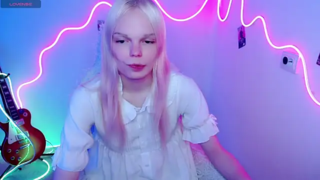 Emily Nyaffee online show from October 17, 2025, 11:06 pm