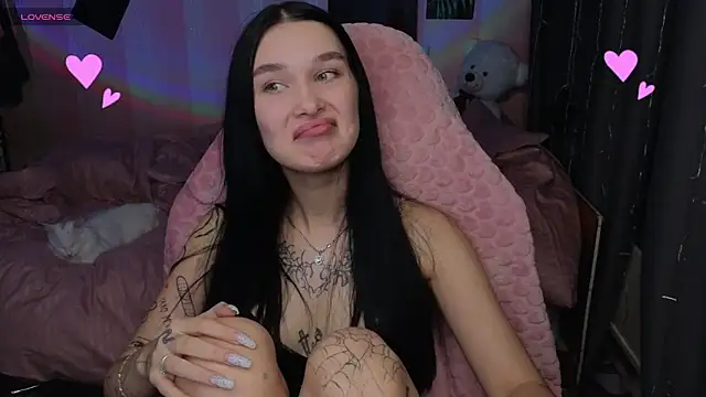 Snapshot of Amanda_Tender chatting on October 20, 2025, 11:16 pm Amanda Tender online show from October 20, 2025, 11:16 pm