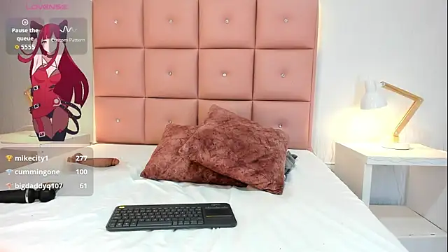 lhiamfit online show from September 14, 2025, 4:07 pm