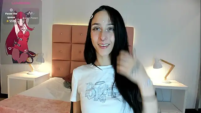 lhiamfit online show from September 9, 2025, 6:50 pm