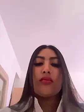 NatashaBrown12 online show from October 25, 2025, 1:34 pm