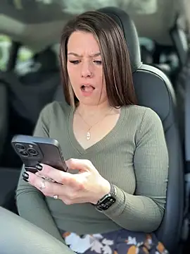 LadyLena1 online show from February 26, 2025, 9:31 pm