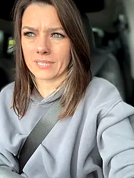 LadyLena1 online show from September 14, 2025, 6:19 pm