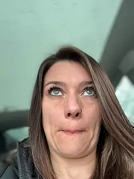 LadyLena1 online show from March 20, 2025, 9:02 pm