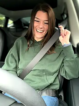 LadyLena1 online show from November 19, 2025, 7:03 pm