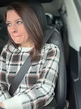 LadyLena1 online show from September 10, 2025, 6:07 pm