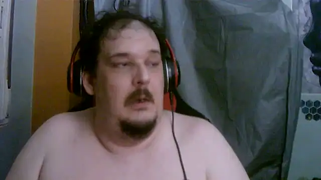 Snapshot of porkorossy chatting on June 21, 2026, 1:33 am porkorossy online show from June 21, 2026, 1:33 am