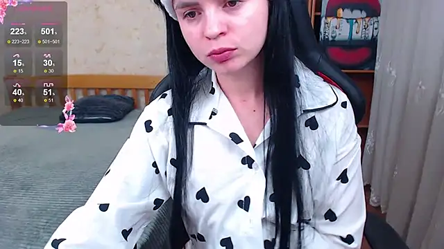 JuicyJess online show from December 2, 2025, 7:48 pm