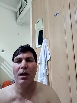 ZIMMY25 online show from April 18, 2026, 6:49 am