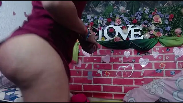 DesireDirtyTS   online show from March 28, 2026, 12:06 pm