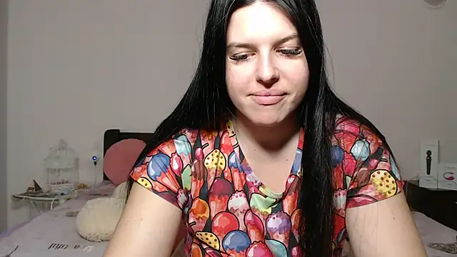 Annatrybebetter online show from September 17, 2025, 6:43 pm