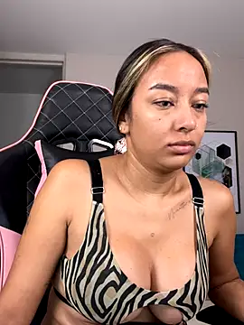 DianaHopson online show from September 24, 2025, 11:17 am