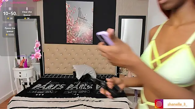 Shanelle   online show from September 29, 2025, 1:39 pm