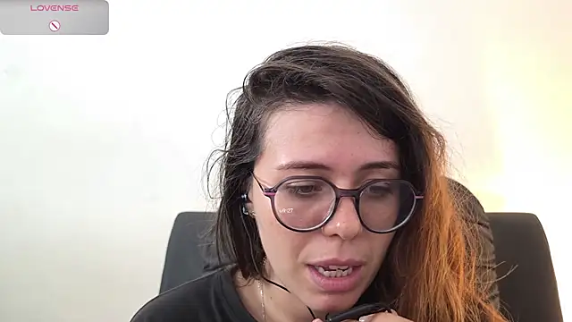 irinasweet27 online show from September 16, 2025, 1:39 am